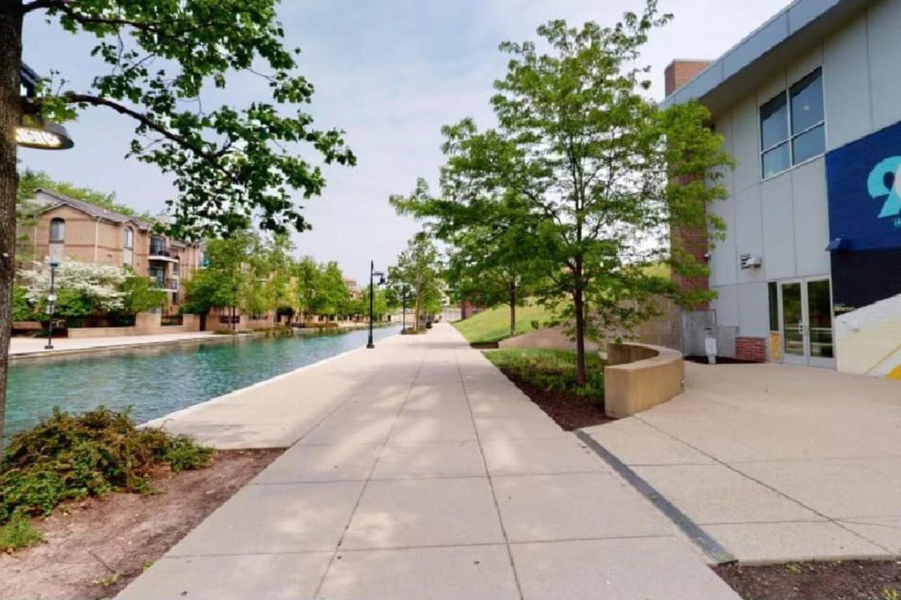 Appartamento Studio On The Canal Indianapolis Esterno foto
